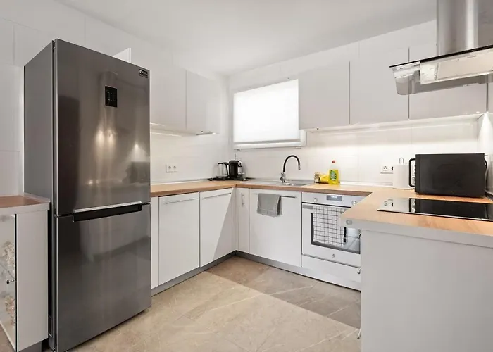 Apartment Beautiful Beachfront 2-bed In Playa Bella - Rdr501 Estepona