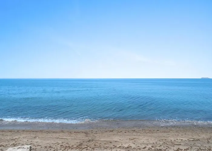 Beautiful Beachfront 2-bed In Playa Bella - Rdr501