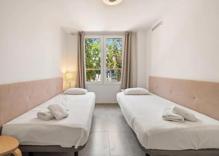 Apartment Beautiful Beachfront 2-bed In Playa Bella - Rdr501 Estepona