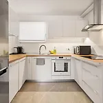 Appartement Beautiful Beachfront 2-bed In Playa Bella - Rdr501